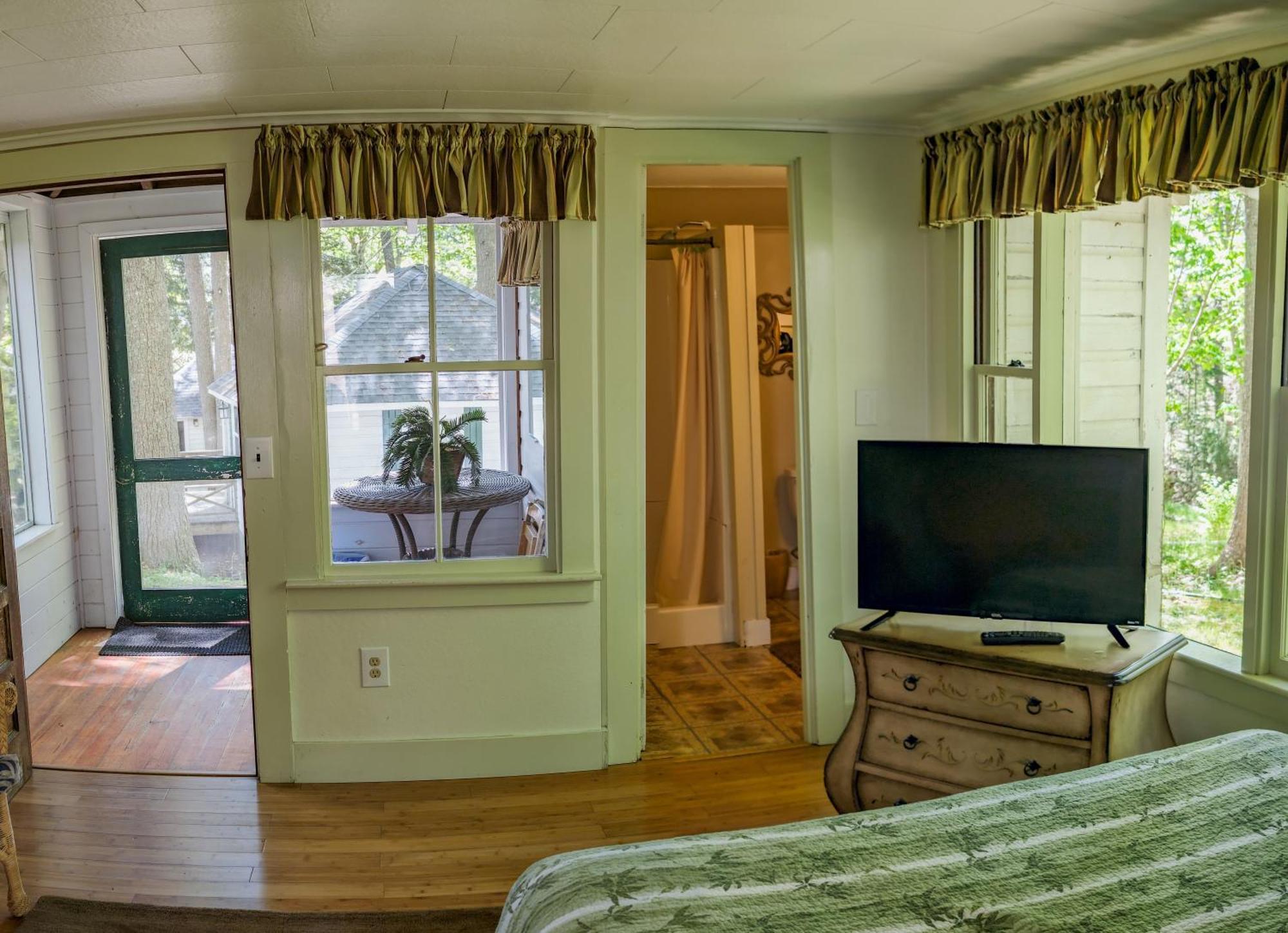 Hinckleys Dreamwood Cottages Bar Harbor Room photo